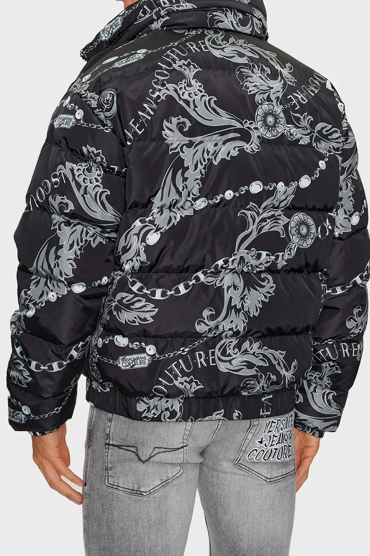 Versace Jeans Couture Çift Taraflı Kuş Tüyü Dolgulu Erkek Mont 75GAUD04 CQS70 899 SİYAH - 6