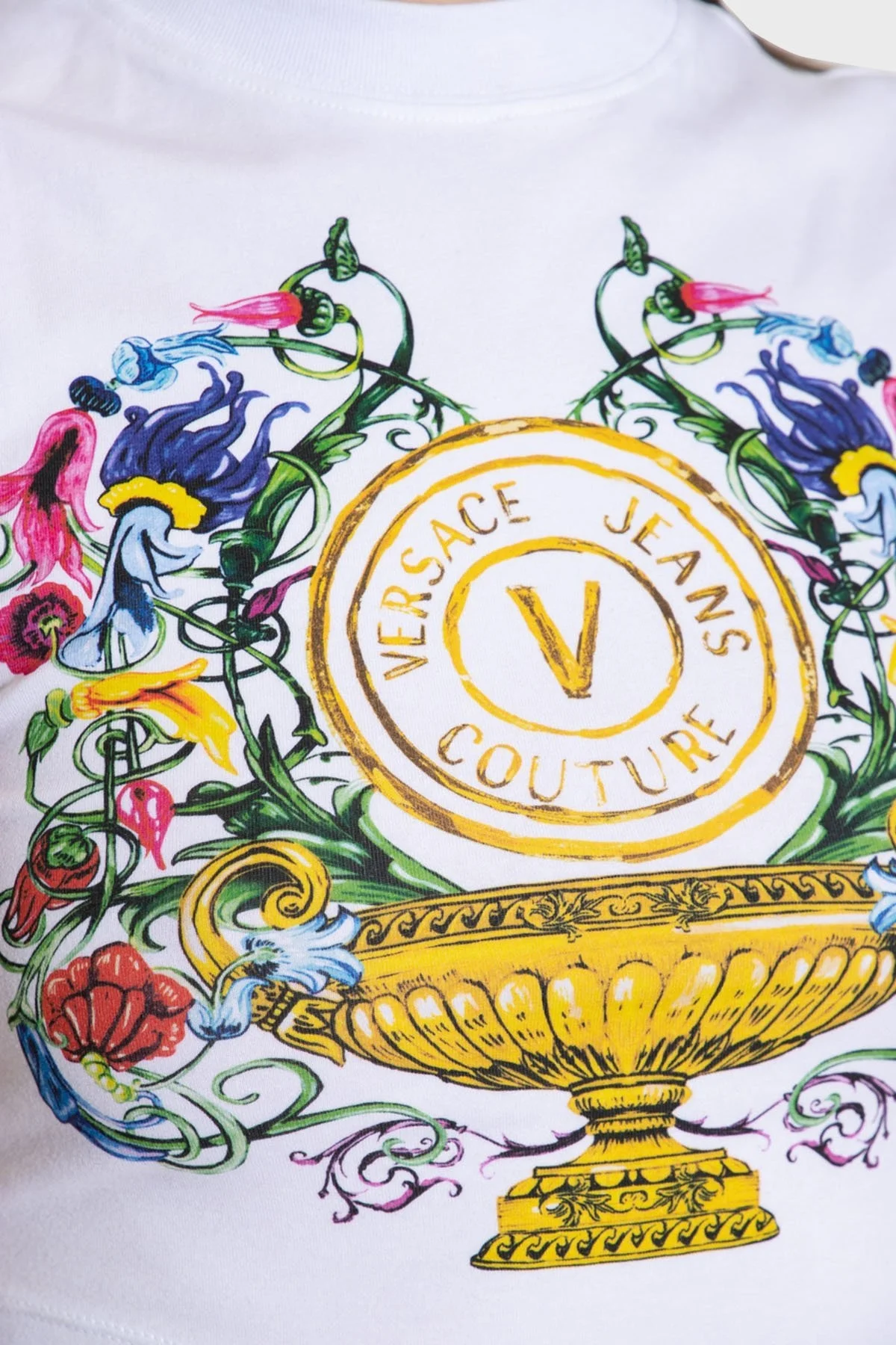 Versace Jeans Couture Desenli Bağlama Detaylı Slim Fit Bayan Top 74HAMF01 CJ07F G03 BEYAZ - 3