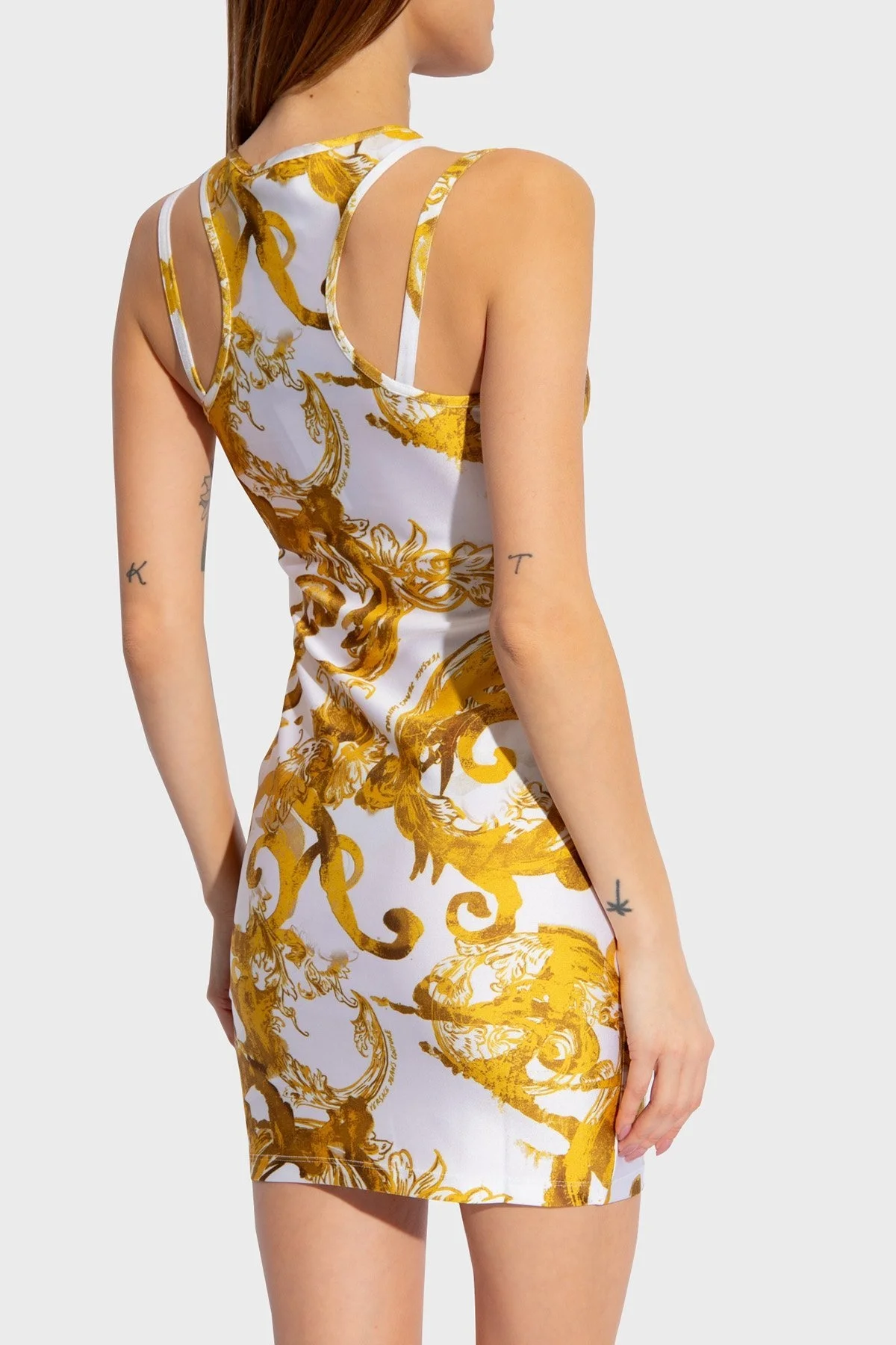Versace Jeans Couture Desenli Bodycon Mini Bayan Elbise 76HAO944 JS292 G03 BEYAZ-GOLD - 2