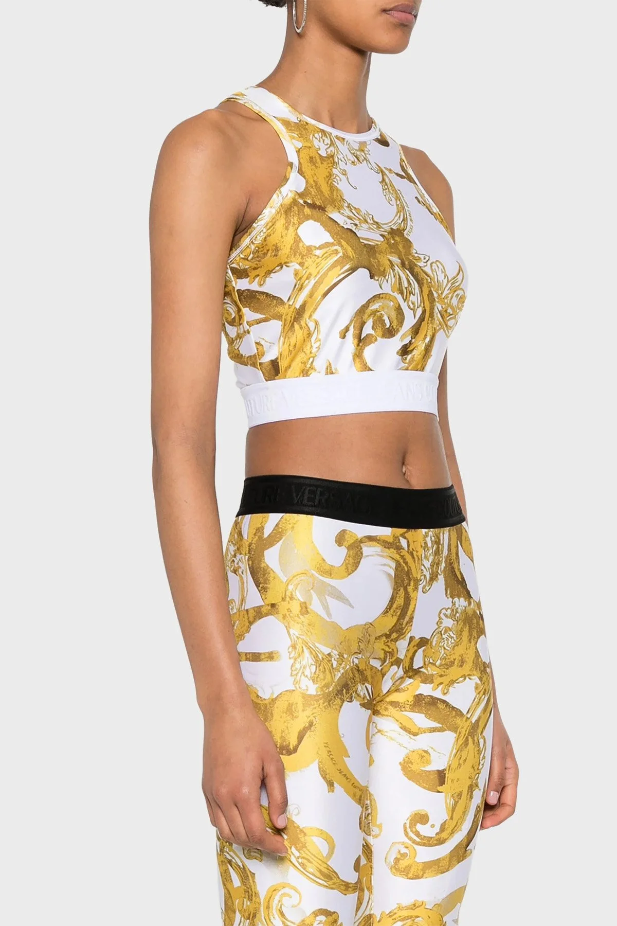 Versace Jeans Couture Desenli Slim Fit Crop Kadın Top 76HAM227 JS292 G03 BEYAZ-GOLD - 2