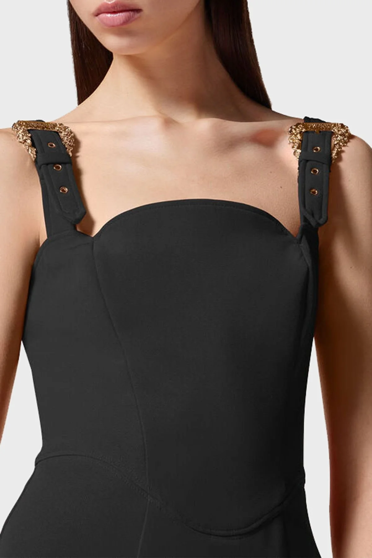 Versace Jeans Couture Fermuarlı Yırtmaçlı Midi Bayan Elbise 74HAO935 N0103 899 SİYAH - 2