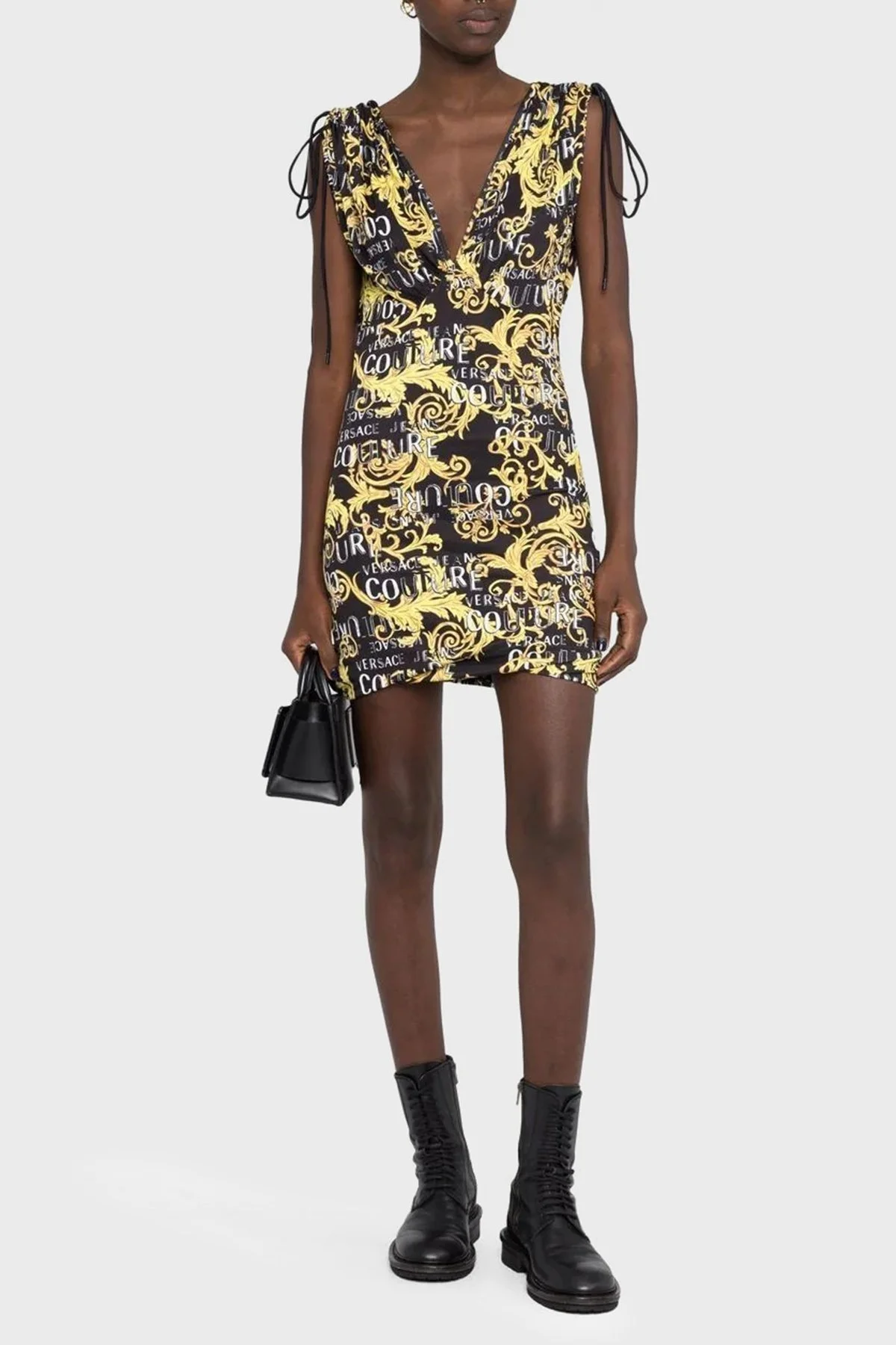 Versace Jeans Couture Logo Desen Baskılı V Yaka Göğüs Dekolteli Slim Fit Mini Bayan Elbise 74HAO921 JS162 G89 SİYAH-GOLD - 1