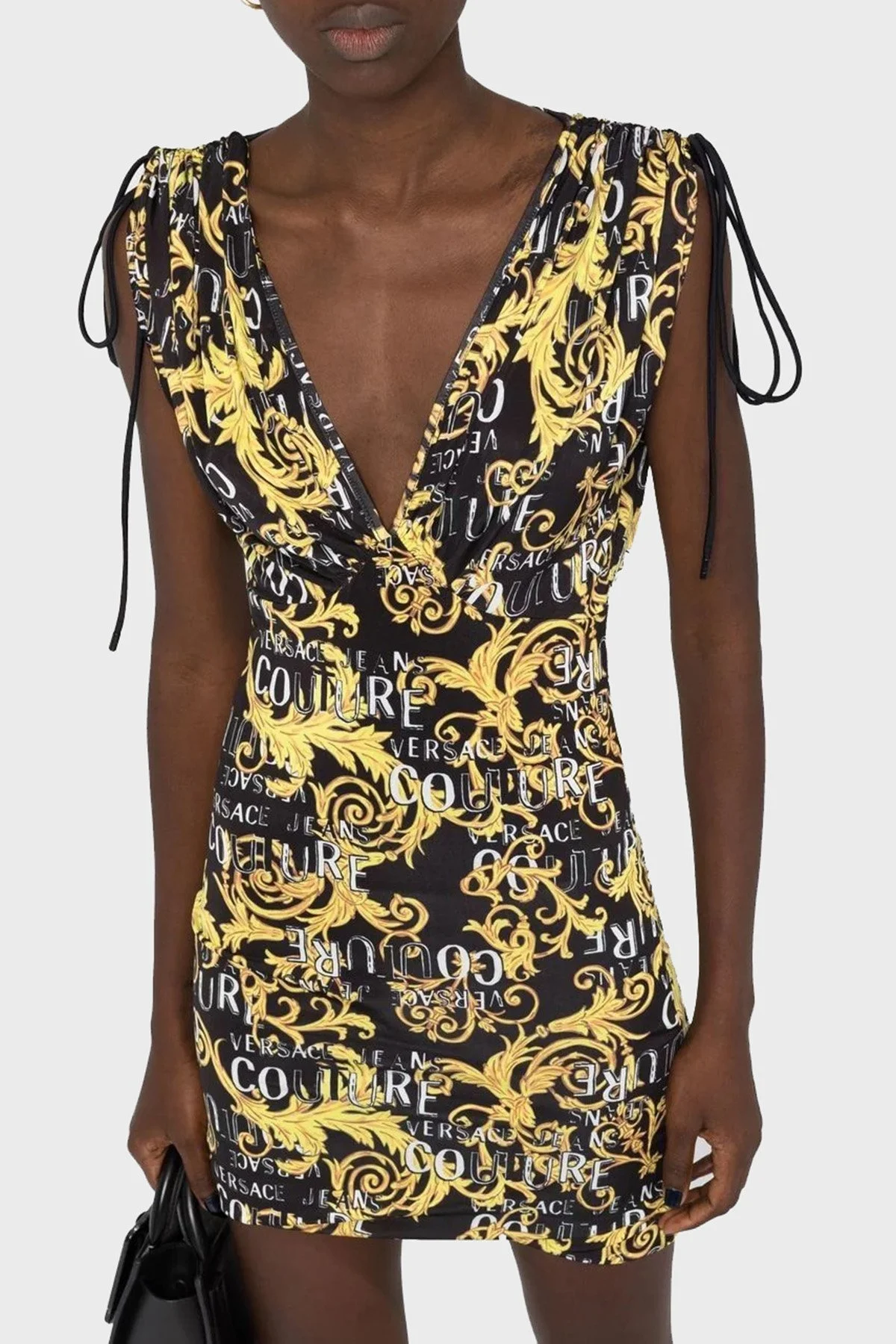 Versace Jeans Couture Logo Desen Baskılı V Yaka Göğüs Dekolteli Slim Fit Mini Bayan Elbise 74HAO921 JS162 G89 SİYAH-GOLD - 3