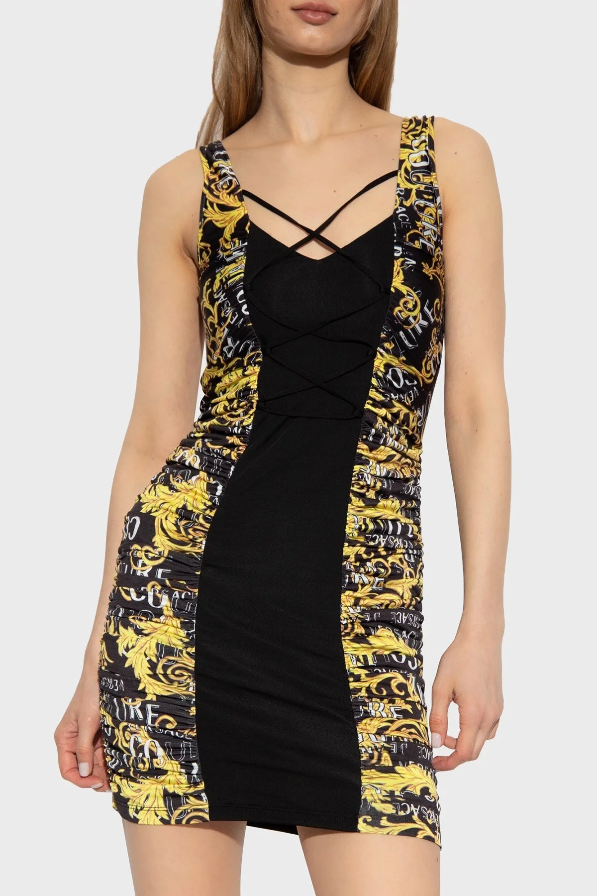 Versace Jeans Couture Logo Tasarımlı V Yaka Sırt Dekolteli Slim Fit Mini Bayan Elbise 74HAO9A1 JS162 G89 SİYAH - 1