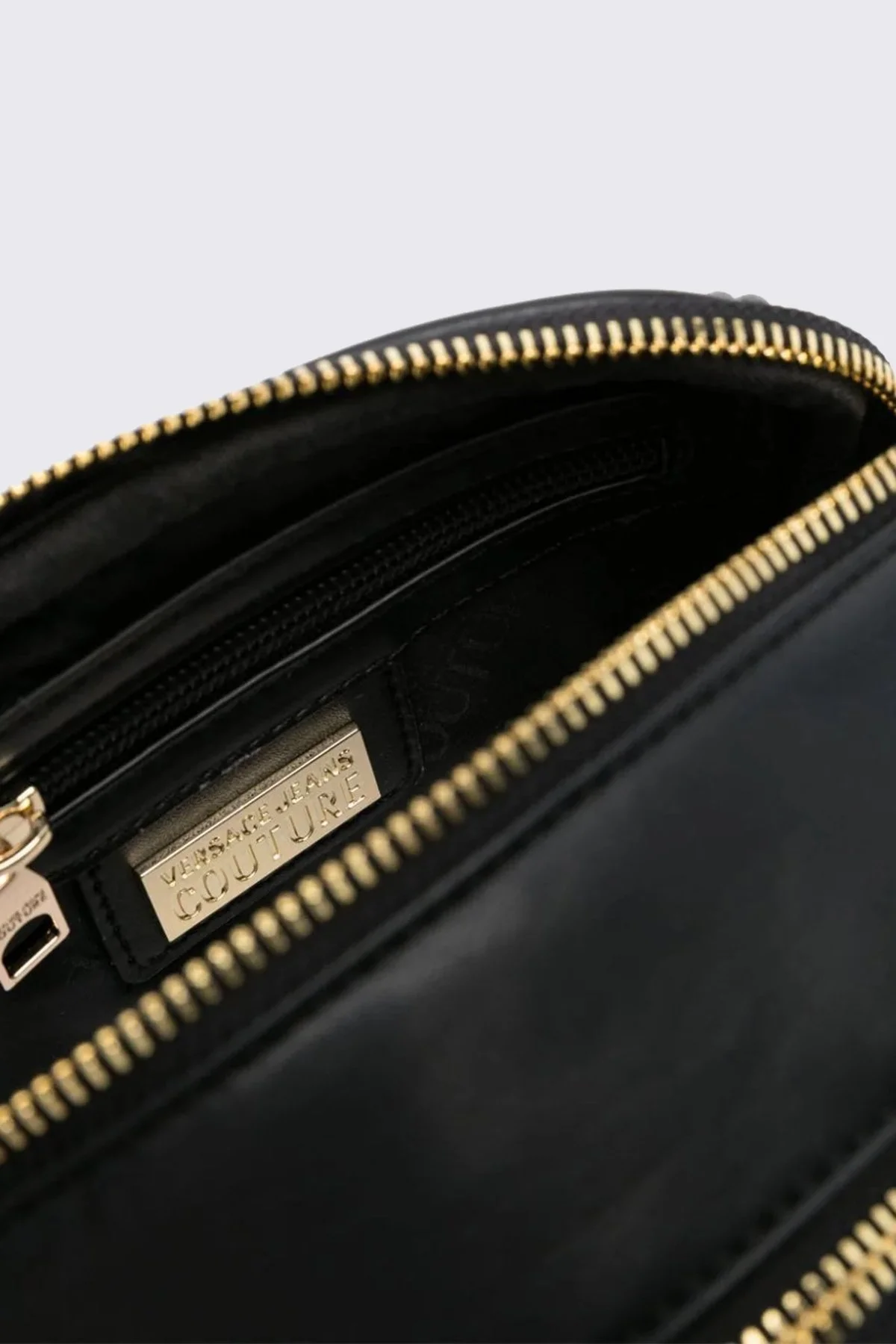 Versace Jeans Couture Logolu Ayarlanabilir ve Çıkarılabilir Omuz Askılı Bayan Çanta 75VA4BO9 ZS818 899 SİYAH - 5