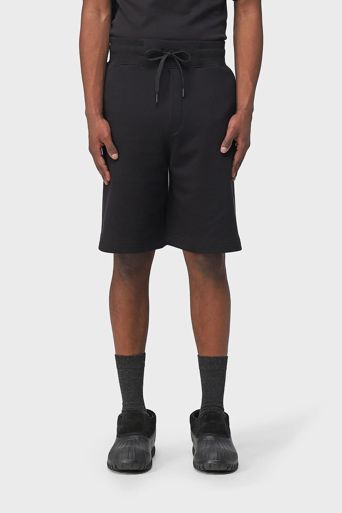 Versace Jeans Couture Logolu Belden Bağlamalı Cepli Relaxed Fit Erkek Short 74GADT10 CF01T G89 SİYAH - 3