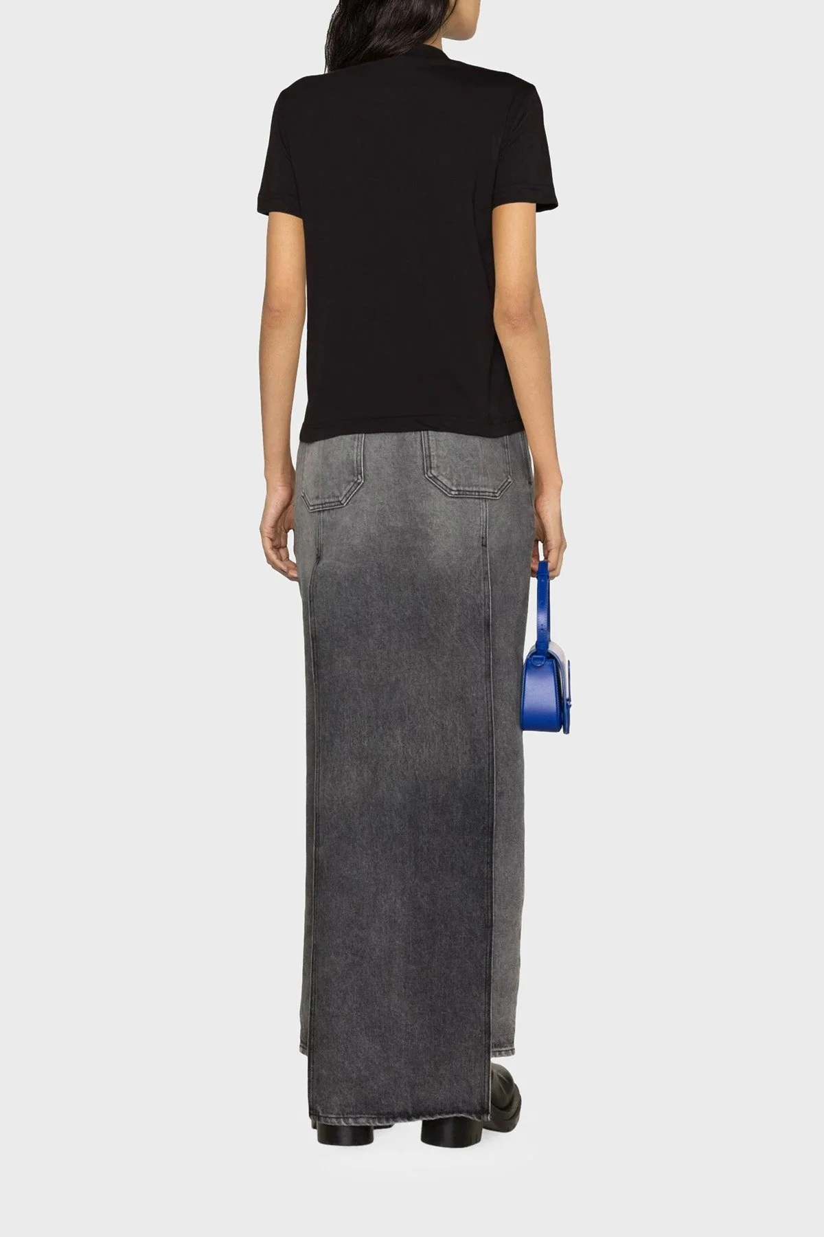 Versace Jeans Couture Logolu Bisiklet Yaka % 100 Pamuk Regular Fit Bayan T Shirt 76HAHT04 CJ00T G89 SİYAH - 3