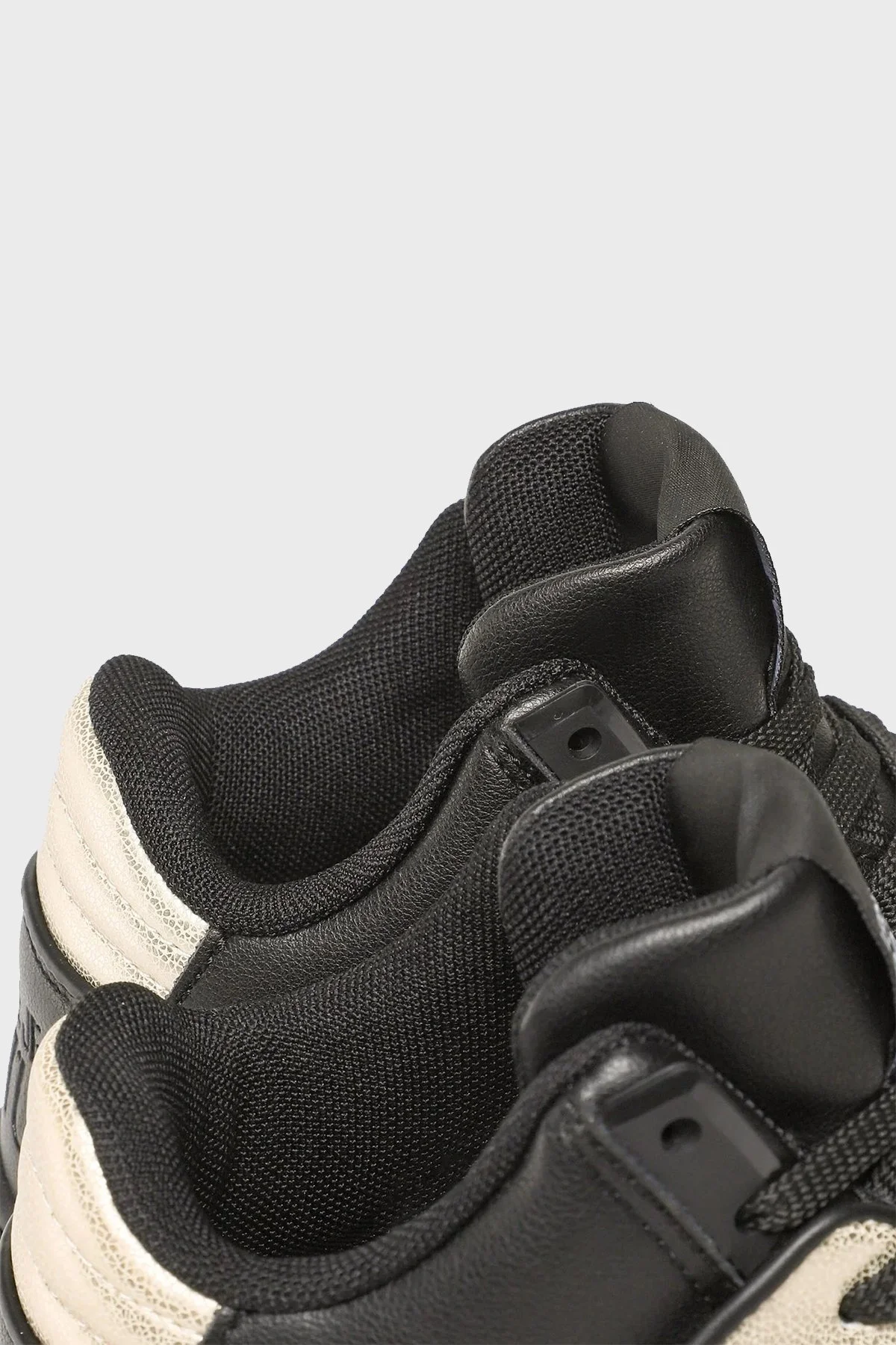 Versace Jeans Couture Logolu Deri Bilekli Sneaker Bayan Ayakkabı 73VA3SJ1 ZP155 G89 SİYAH - 5