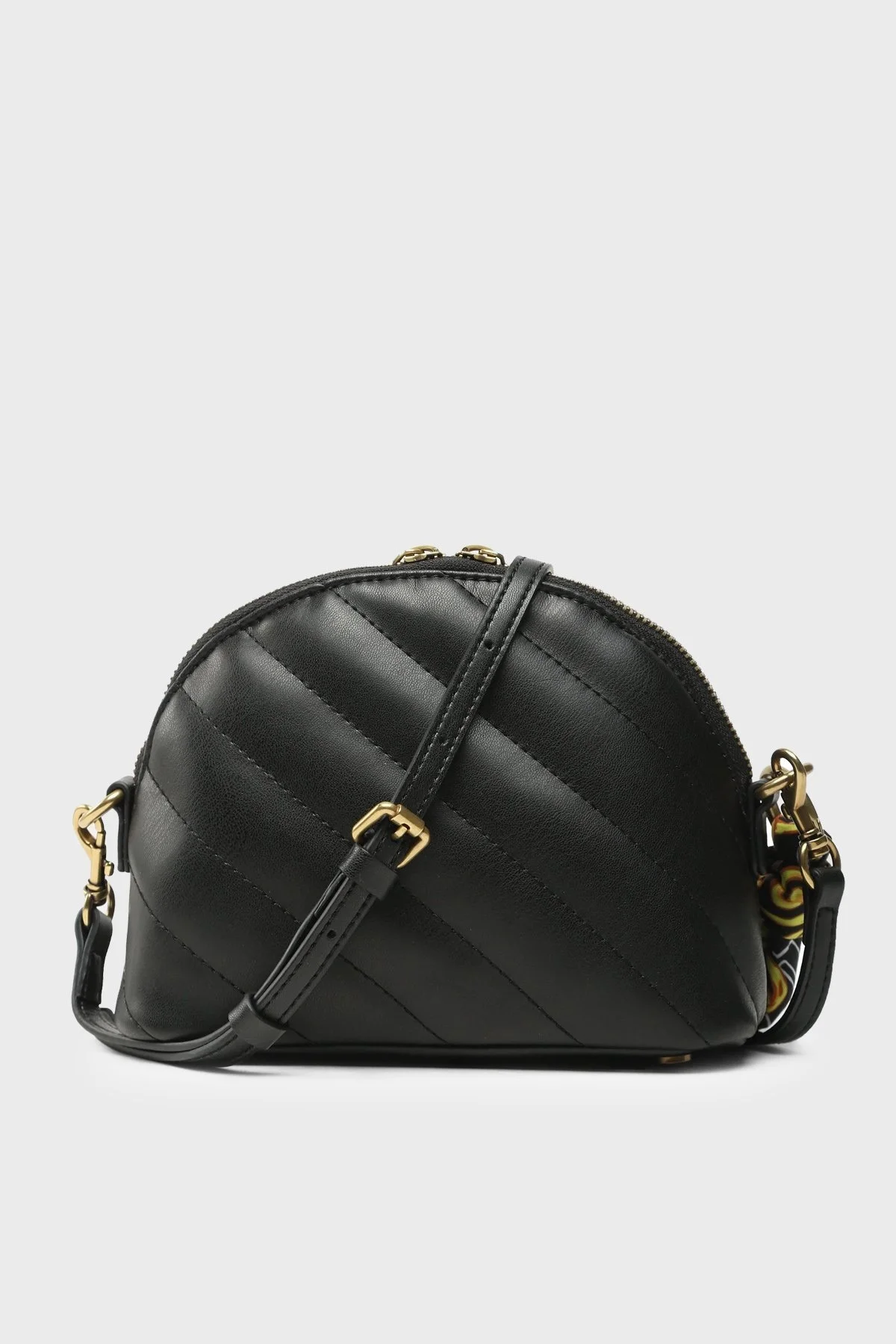 Versace Jeans Couture Logolu Fularlı Kapitone Bayan Çanta 74VA4BA7 ZS409 899 SİYAH - 3