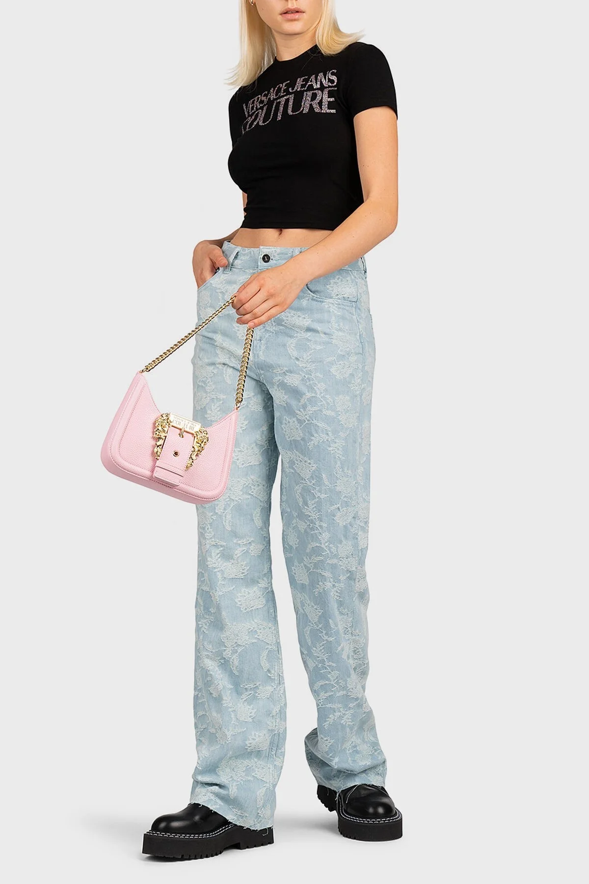 Versace Jeans Couture Logolu Pamuklu Bisiklet Yaka Slim Fit Crop Bayan T Shirt 73HAHT05 CJ03T 899 SİYAH - 2