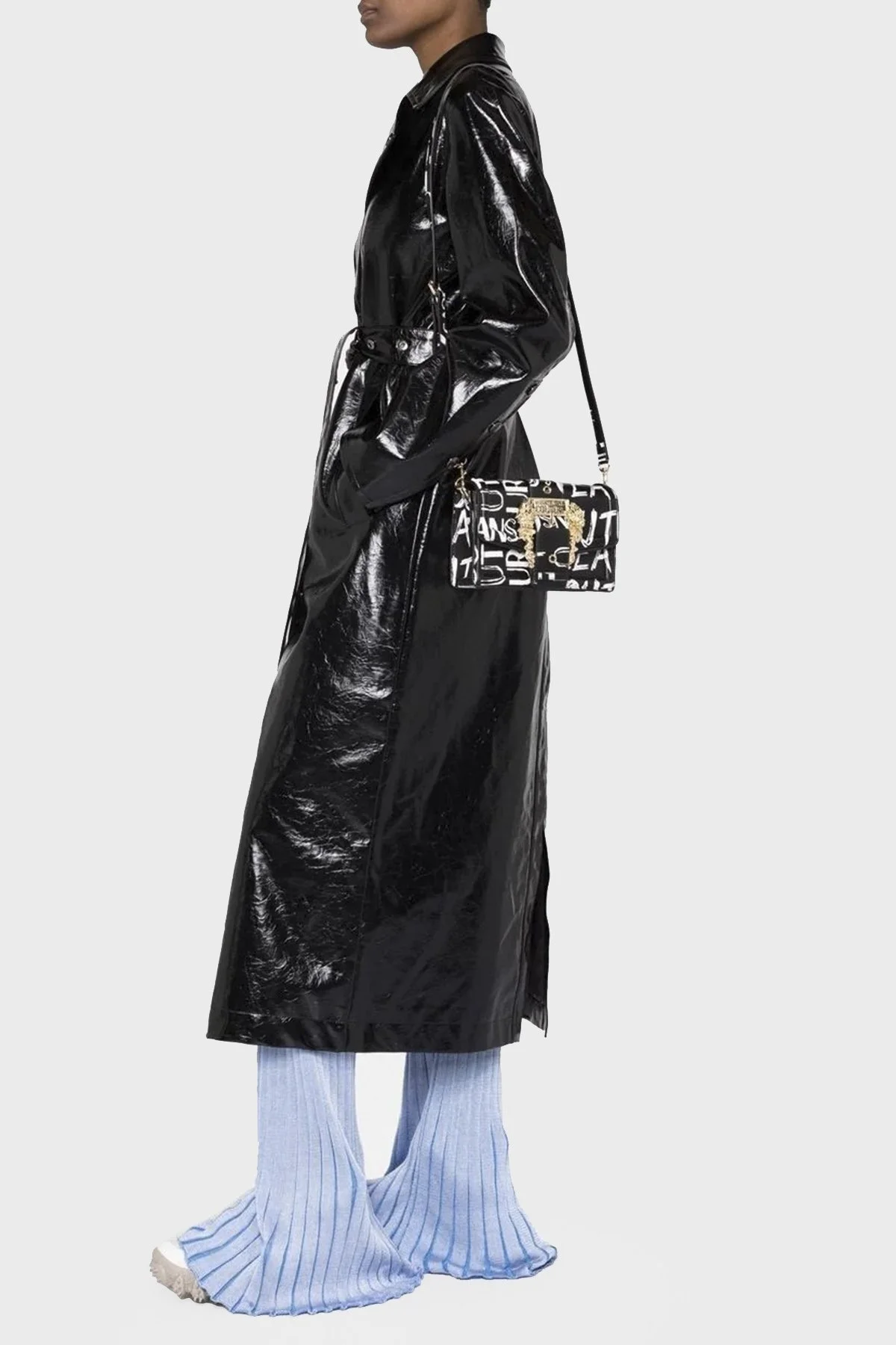 Versace Jeans Couture Logolu Zincir Askılı Bayan Çanta 74VA4BFC ZS610 L01 SİYAH-BEYAZ - 2