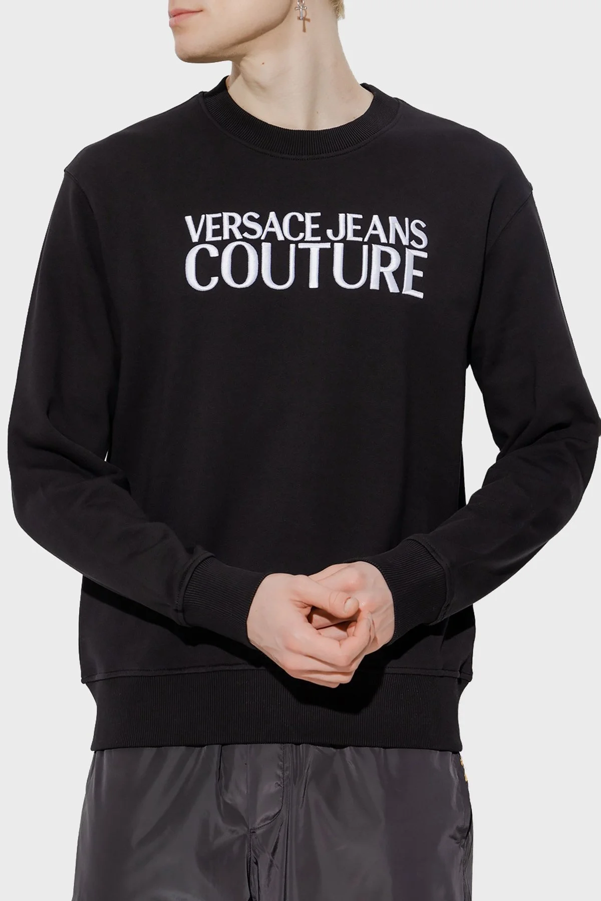 Versace Jeans Couture Pamuklu Bisiklet Yaka Erkek Sweat 74GAIT02 CF01T 899 SİYAH - 1