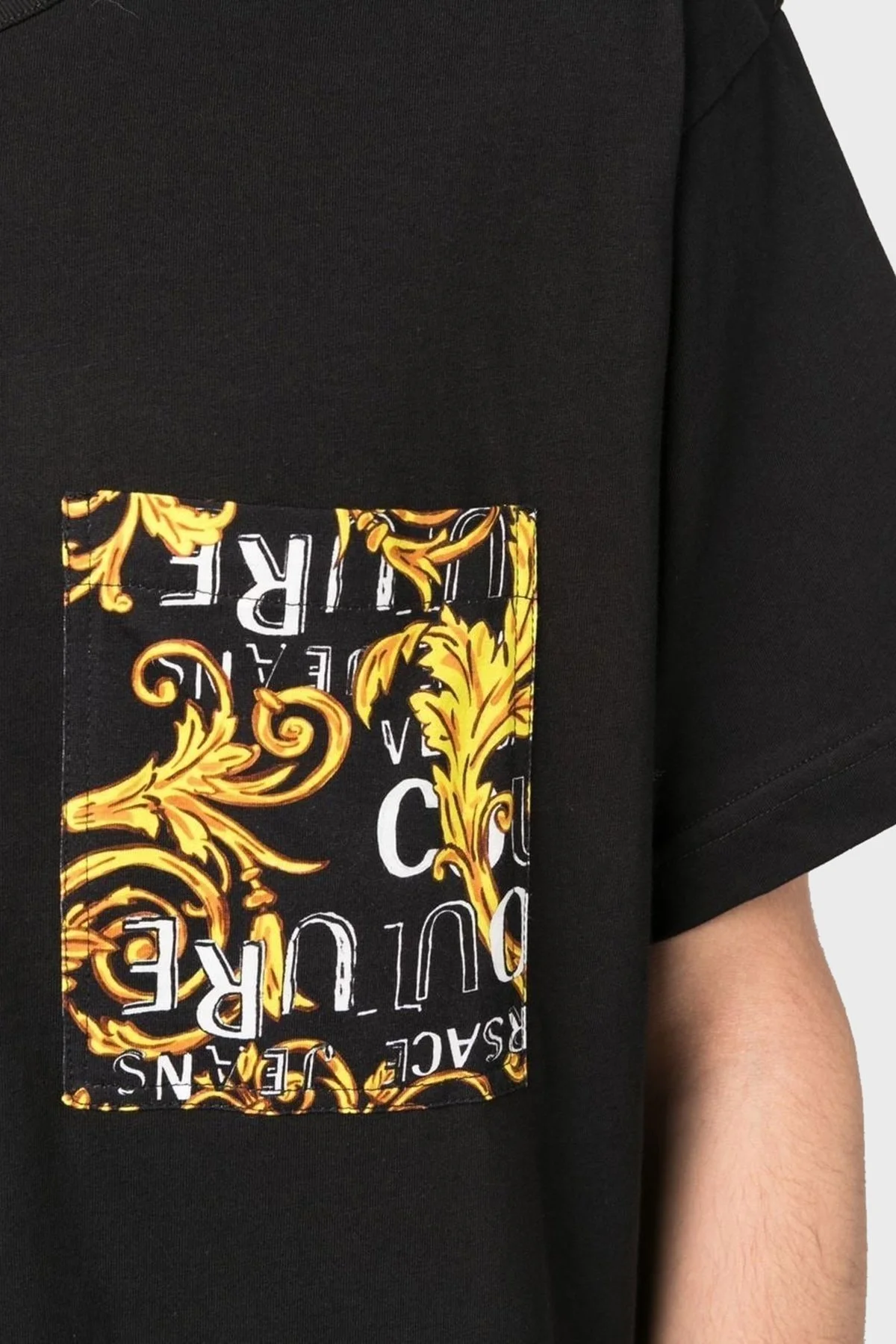 Versace Jeans Couture Pamuklu Bisiklet Yaka Erkek T Shirt 74GAH6R0 JS161 G89 SİYAH - 4