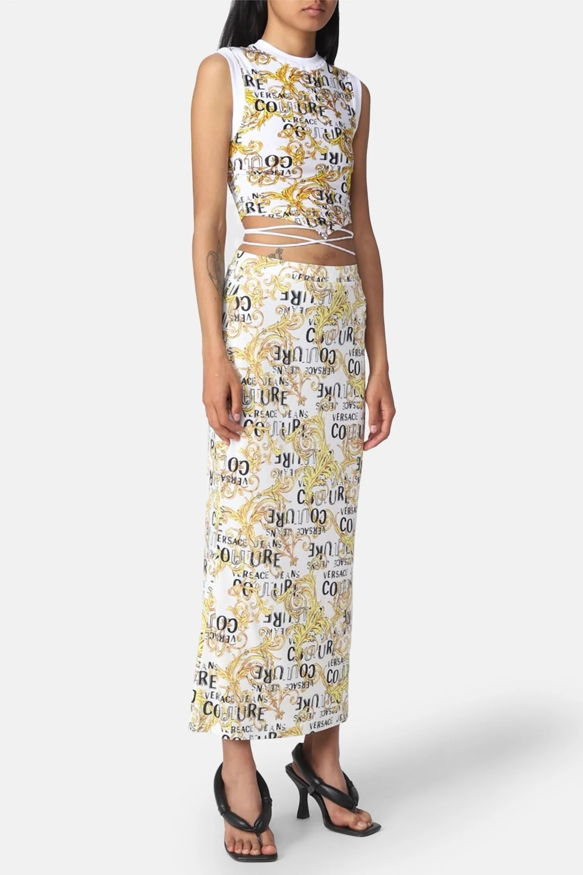 Versace Jeans Couture Pamuklu Bisiklet Yaka Fitted Vücuda Oturan Bayan Top 74HAM603 JS160 G03 BEYAZ - 2