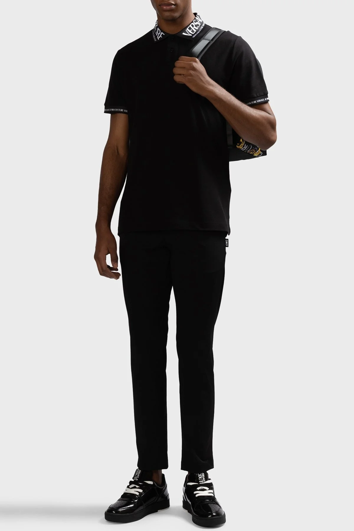 Versace Jeans Couture Pamuklu Düğmeli Erkek Polo Yaka T Shirt 74GAGT02 CJ01T 899 SİYAH - 4