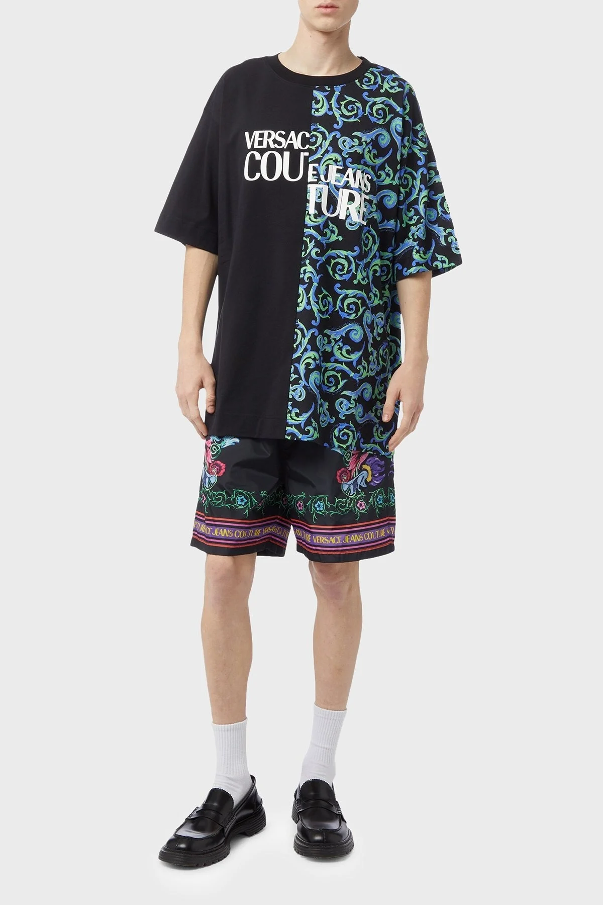 Versace Jeans Couture Pamuklu Oversize Bisiklet Yaka Erkek T Shirt 74GAHE06 CJ00E 899 SİYAH - 6