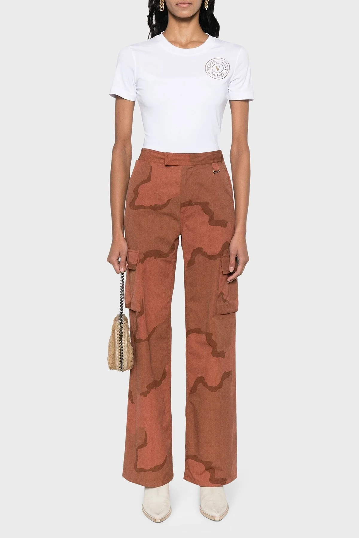 Versace Jeans Couture Pamuklu Regular Fit Bisiklet Yaka Bayan T Shirt 76HAHT02 CJ03T G03 BEYAZ - 2