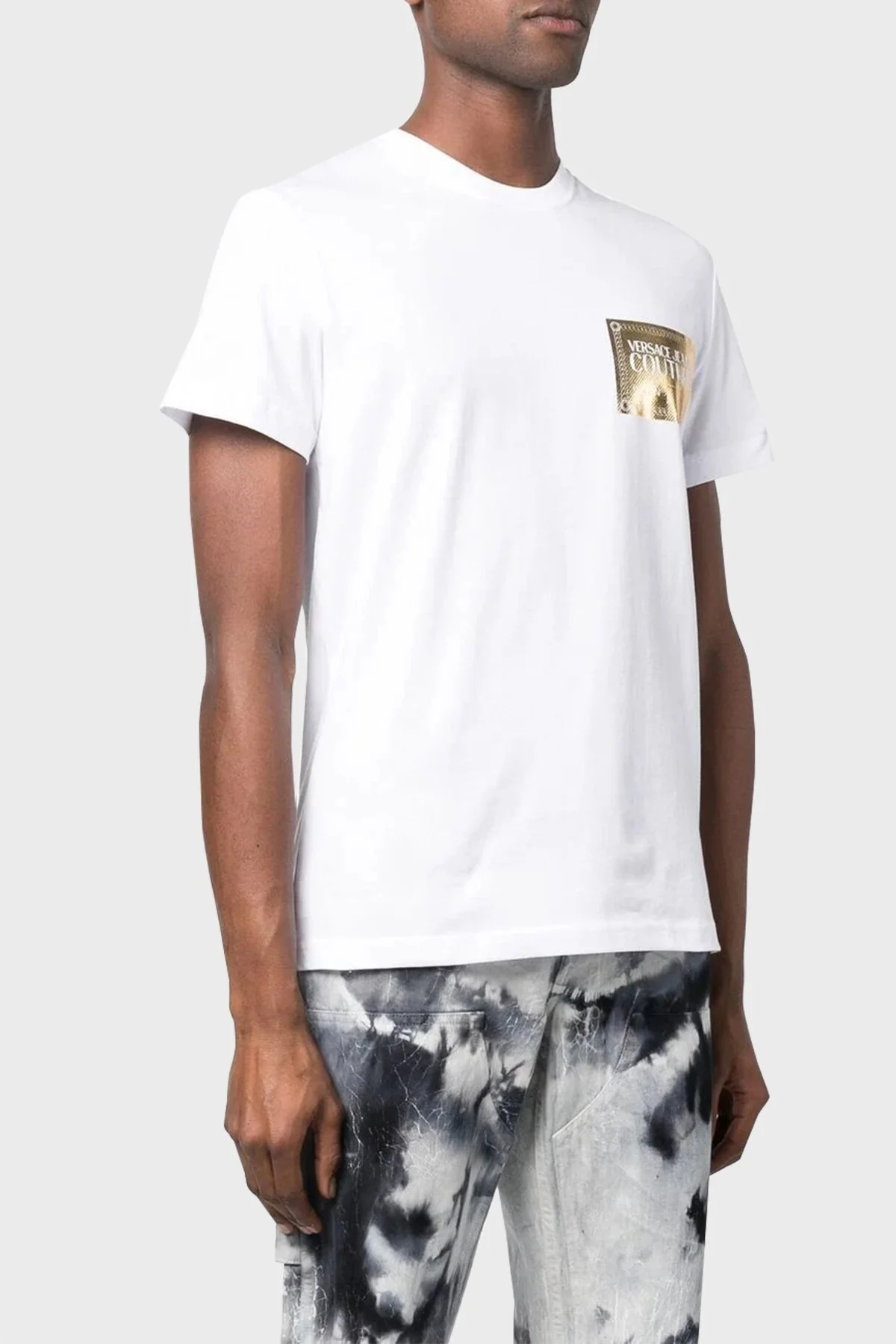 Versace Jeans Couture Pamuklu Regular Fit Bisiklet Yaka Erkek T Shirt 74GAHG02 CJ00G G03 BEYAZ - 1