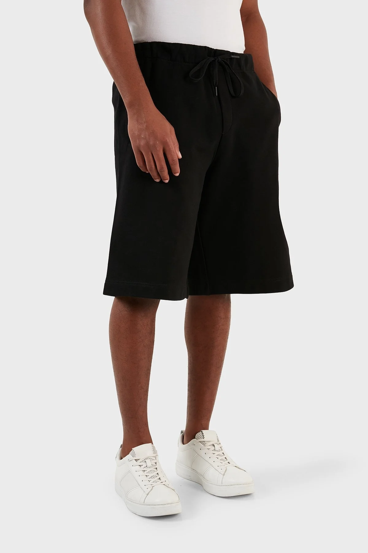 Versace Jeans Couture Pamuklu Regular Fit Cepli Erkek Short 74GADI03 CF00I 899 SİYAH - 9