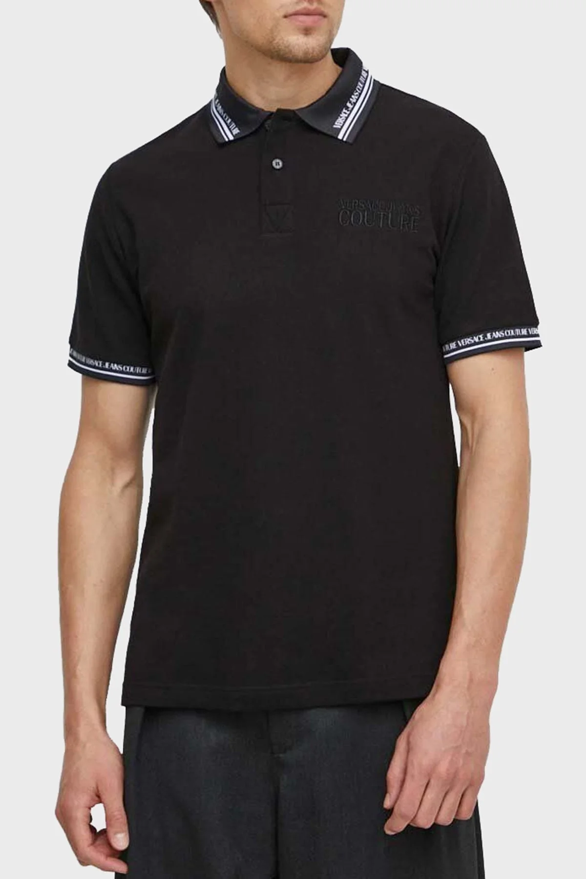 Versace Jeans Couture Pamuklu Regular Fit Erkek Polo Yaka T Shirt 76GAGT09 CJ01T 899 SİYAH - 1