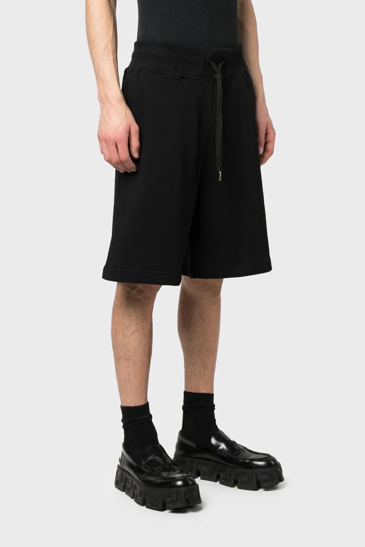 Versace Jeans Couture Pamuklu Regular Fit Erkek Short 74GADG06 CF01G G89 SİYAH - 2