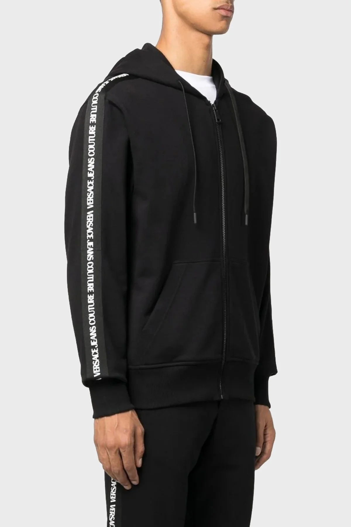 Versace Jeans Couture Pamuklu Regular Fit Erkek Sweat 75GAIF11 CF03F 899 SİYAH - 1