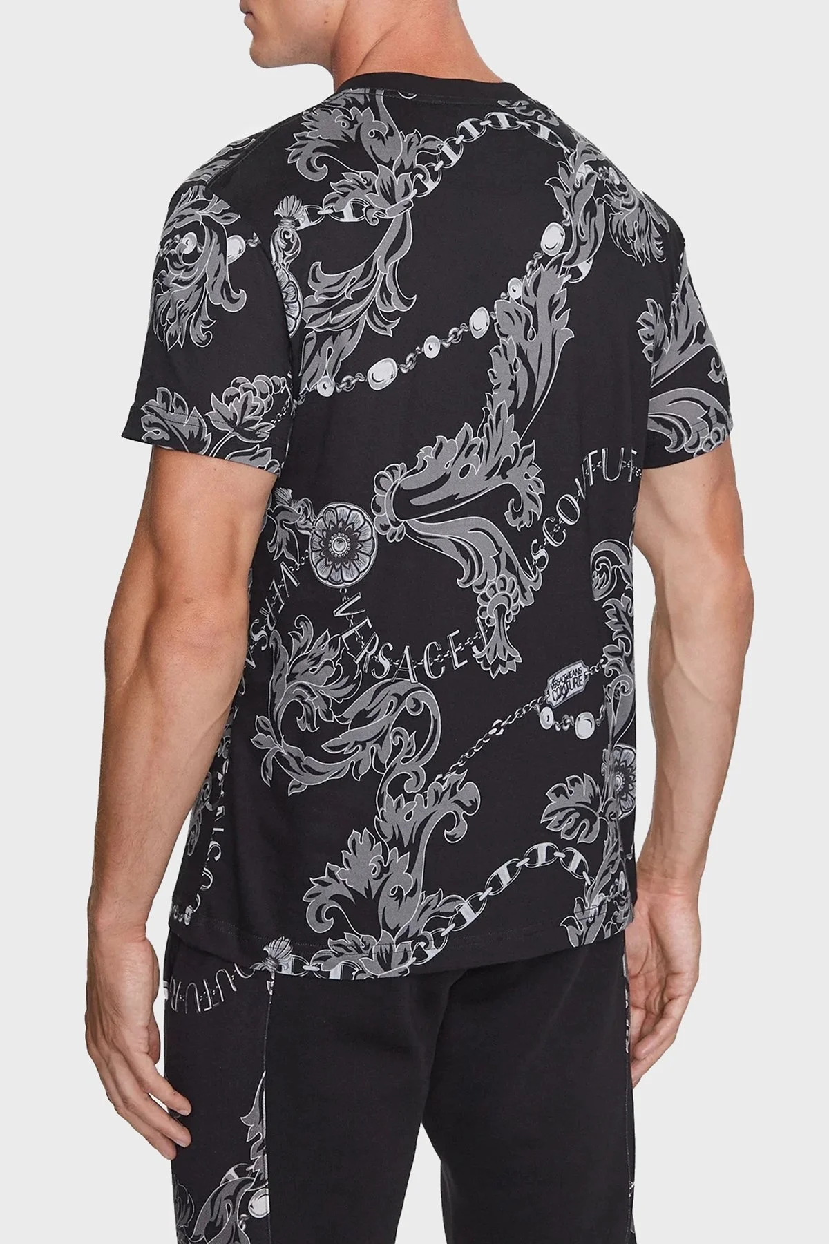 Versace Jeans Couture Pamuklu Regular Fit Erkek T Shirt 75GAH6S0 JS218 899 SİYAH - 2