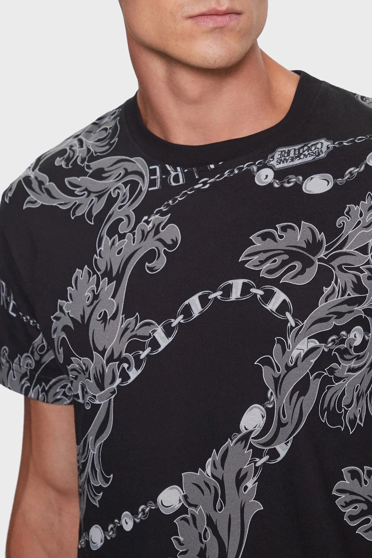 Versace Jeans Couture Pamuklu Regular Fit Erkek T Shirt 75GAH6S0 JS218 899 SİYAH - 4