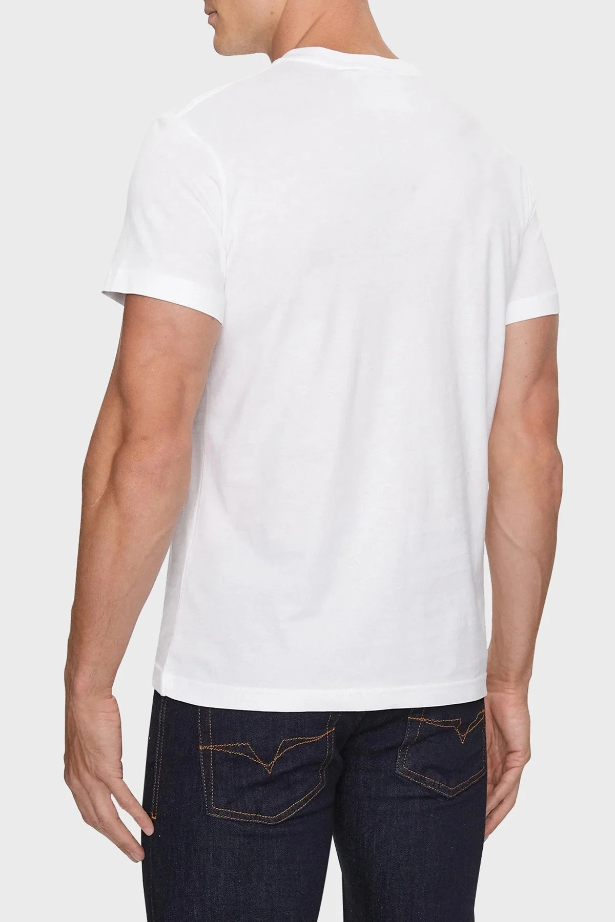 Versace Jeans Couture Pamuklu Regular Fit Erkek T Shirt 75GAHT06 CJ00T G03 BEYAZ - 2