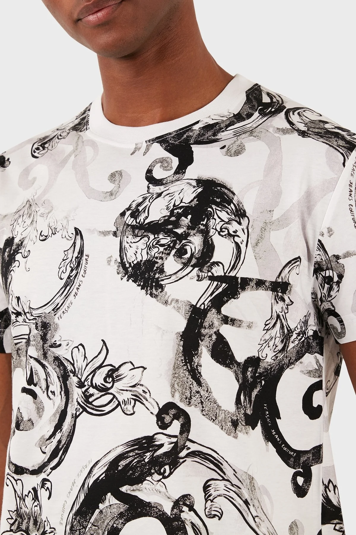 Versace Jeans Couture Pamuklu Slim Fit Bisiklet Yaka Erkek T Shirt 76GAH6S0 JS287 003 BEYAZ - 4