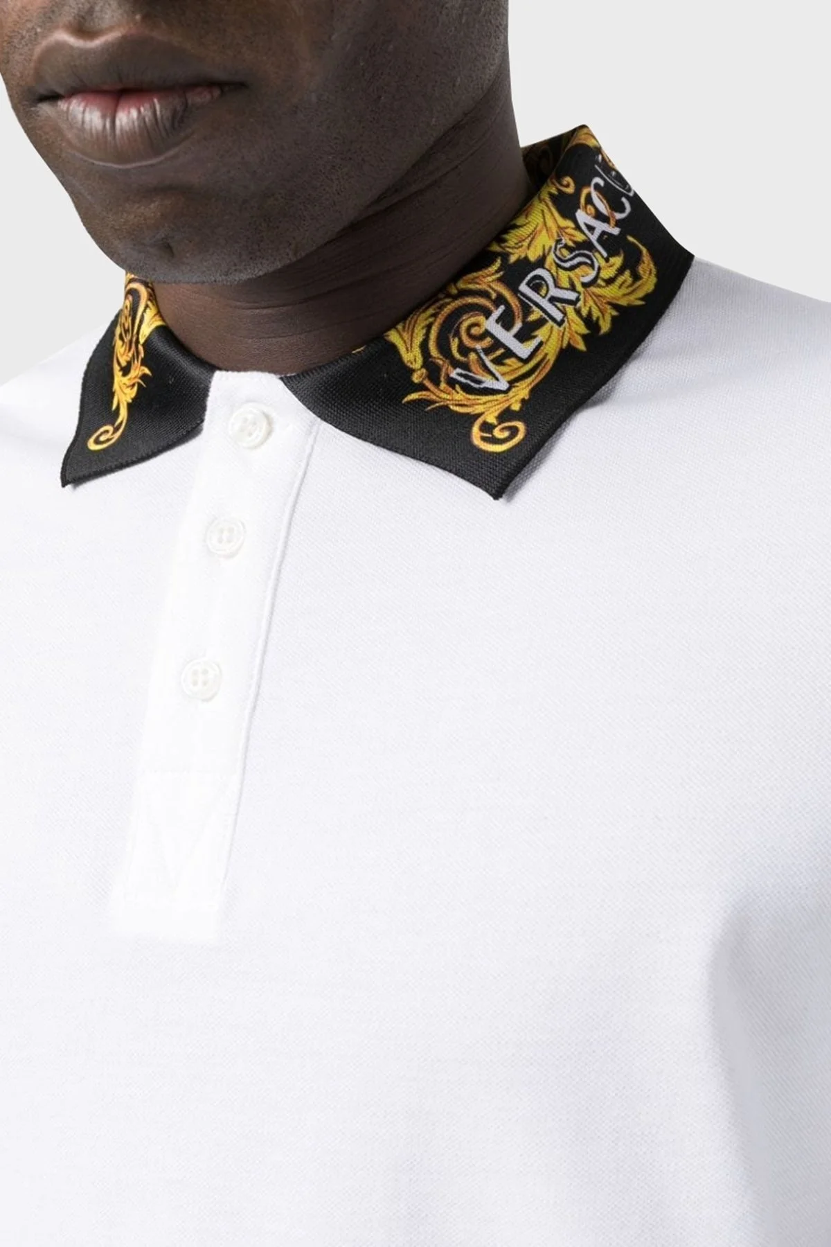 Versace Jeans Couture Pamuklu Slim Fit Erkek Polo Yaka T Shirt 74GAGT18 CJ01T 003 BEYAZ - 4