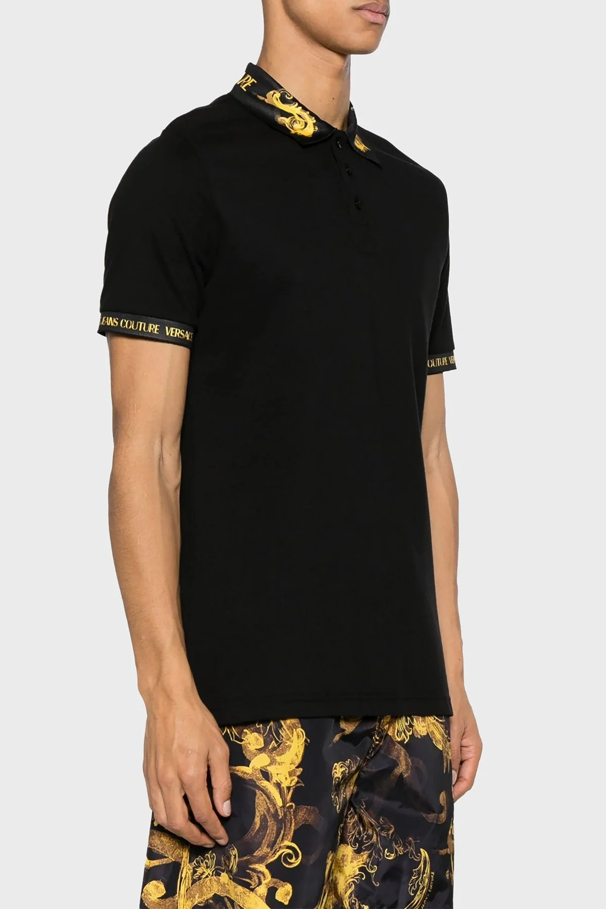 Versace Jeans Couture Pamuklu Slim Fit Erkek Polo Yaka T Shirt 76GAGT00 CJ01T G89 SİYAH - 1