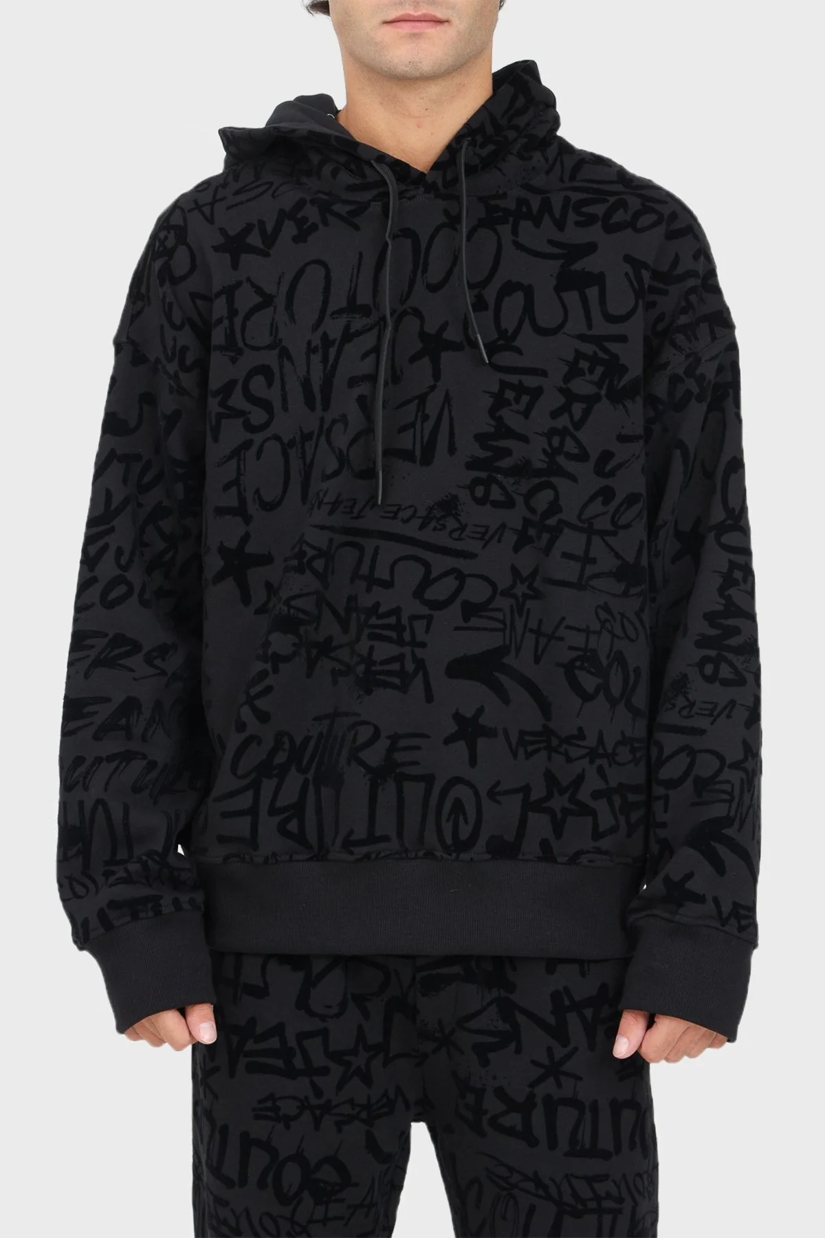 Versace Jeans Couture Yazı Baskılı Kapüşonlu % 100 Pamuk Loose Fit Erkek Sweat 75GAI3C0 FS095 899 SİYAH - 1