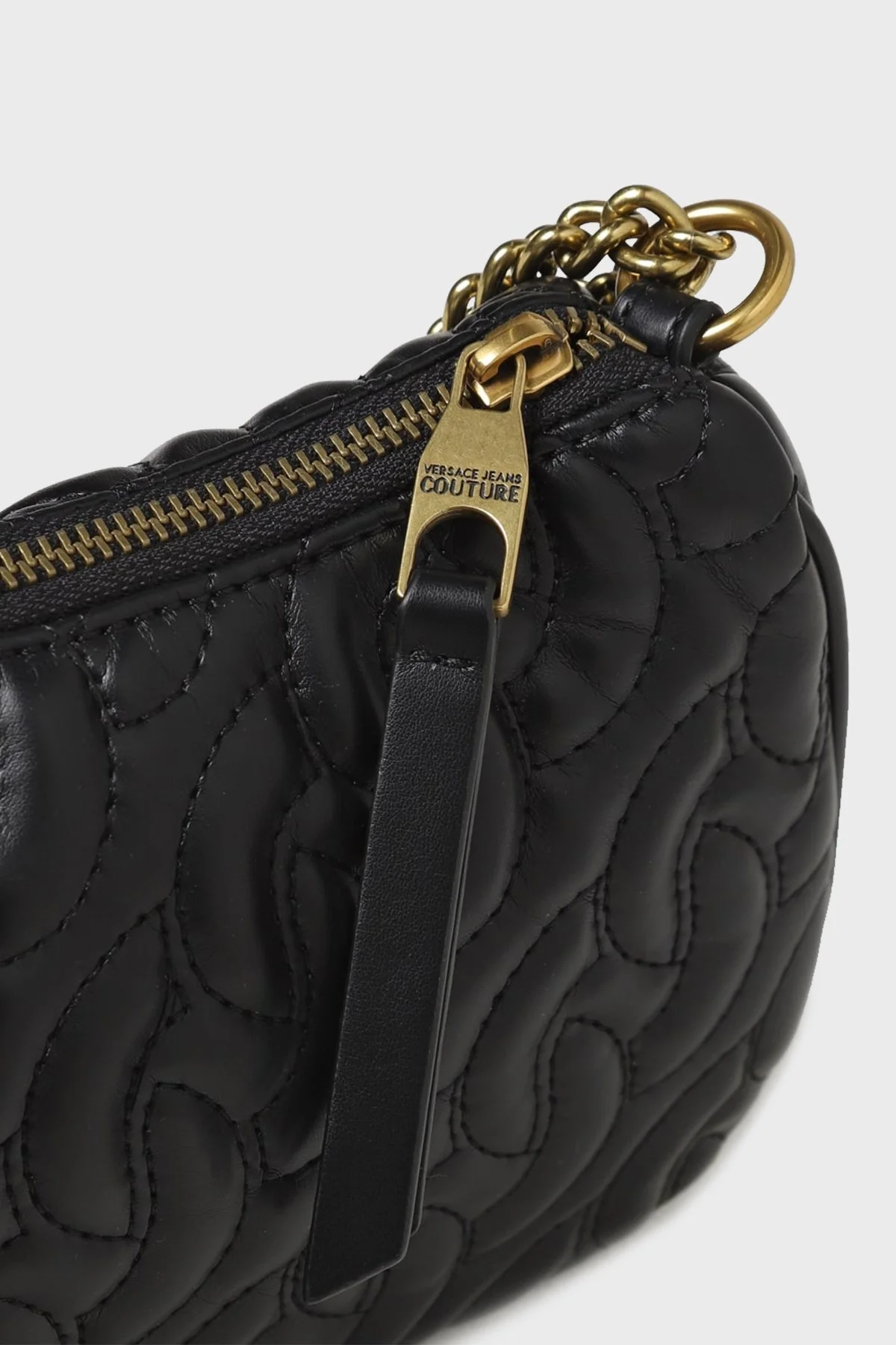 Versace Jeans Couture Zincir Askılı Fularlı Kapitone Bayan Çanta 75VA4BA7 ZS803 899 SİYAH - 2