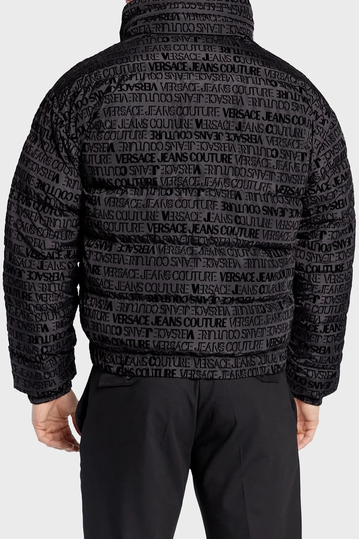 Versace Jeans Couture Logolu Relaxed Fit Kuş Tüyü Dolgulu Şişme Erkek Mont 73GAU4D3 CQS44 899 SİYAH - 3