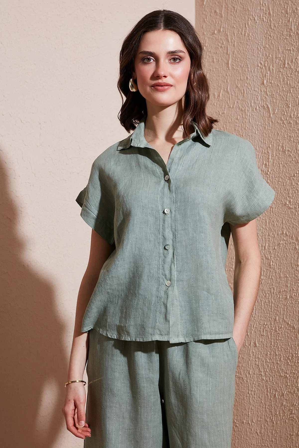 Via Dante Çizgili Regular Fit Düz Yaka Kısa Kollu Keten Bayan Gömlek 6140RN544 HAKİ - 2