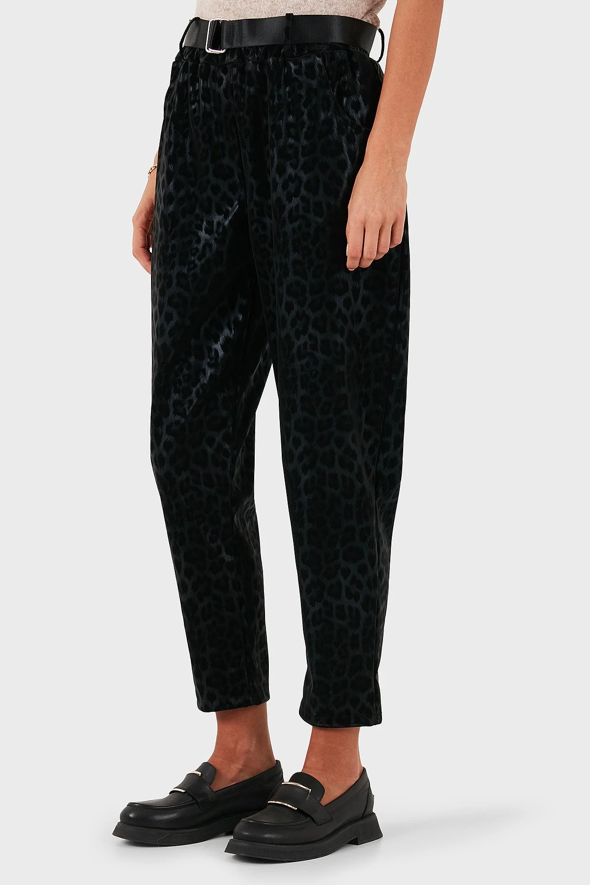 Via Dante Leopar Desenli Kemer Detaylı Relaxed Fit Yüksek Bel Bayan Pantolon 6888600 SİYAH - 2