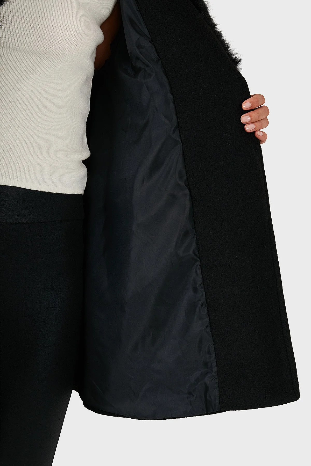 Via Dante Oversize Fit Şal Yaka Kürk Detaylı Astarlı Kadın Mont 690852 SİYAH - 7
