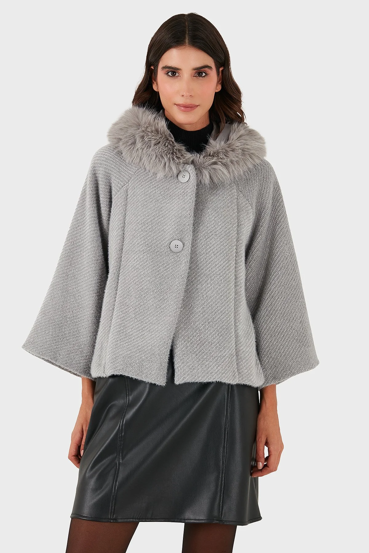 Via Dante Oversize Yumuşak Tüylü Kapüşon Truvakar Kollu Kadın Mont 690920 GRİ - 1