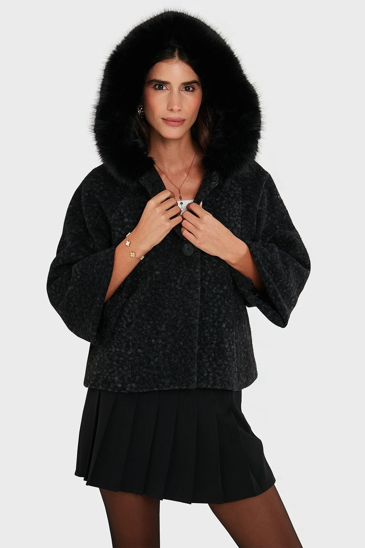 Via Dante Oversize Yumuşak Tüylü Kapüşonlu Truvakar Kol Astarlı Bayan Mont 690919 SİYAH - 6