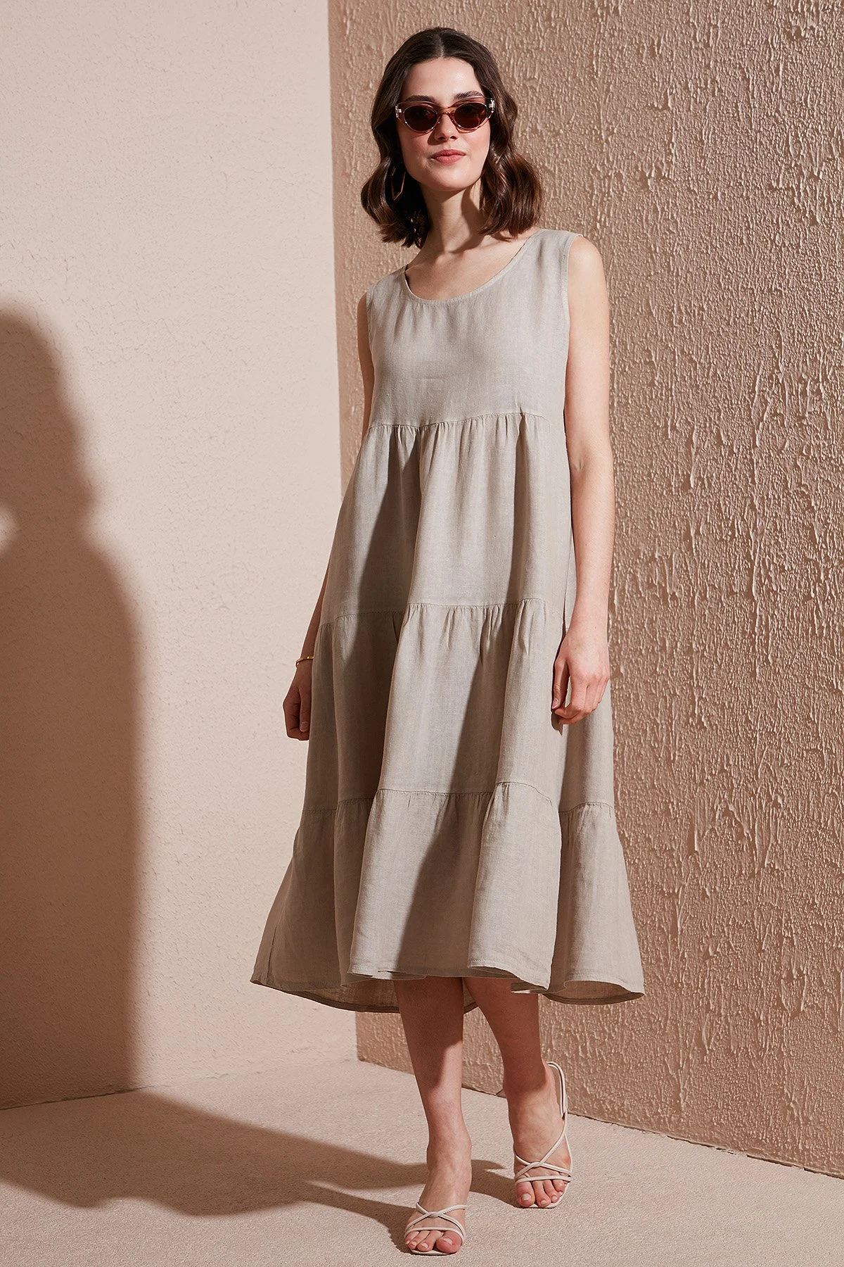 Via Dante Regular Fit Bisiklet Yaka Volanlı Midi Keten Bayan Elbise 7202687 TAŞ - 2