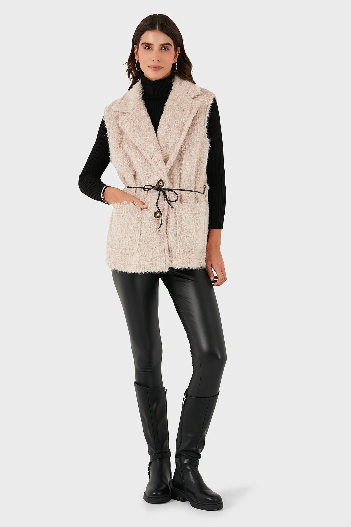 Via Dante Regular Fit Kruvaze Yaka Bağlama Detaylı Kürk Bayan Yelek 68821807 BEJ - 2