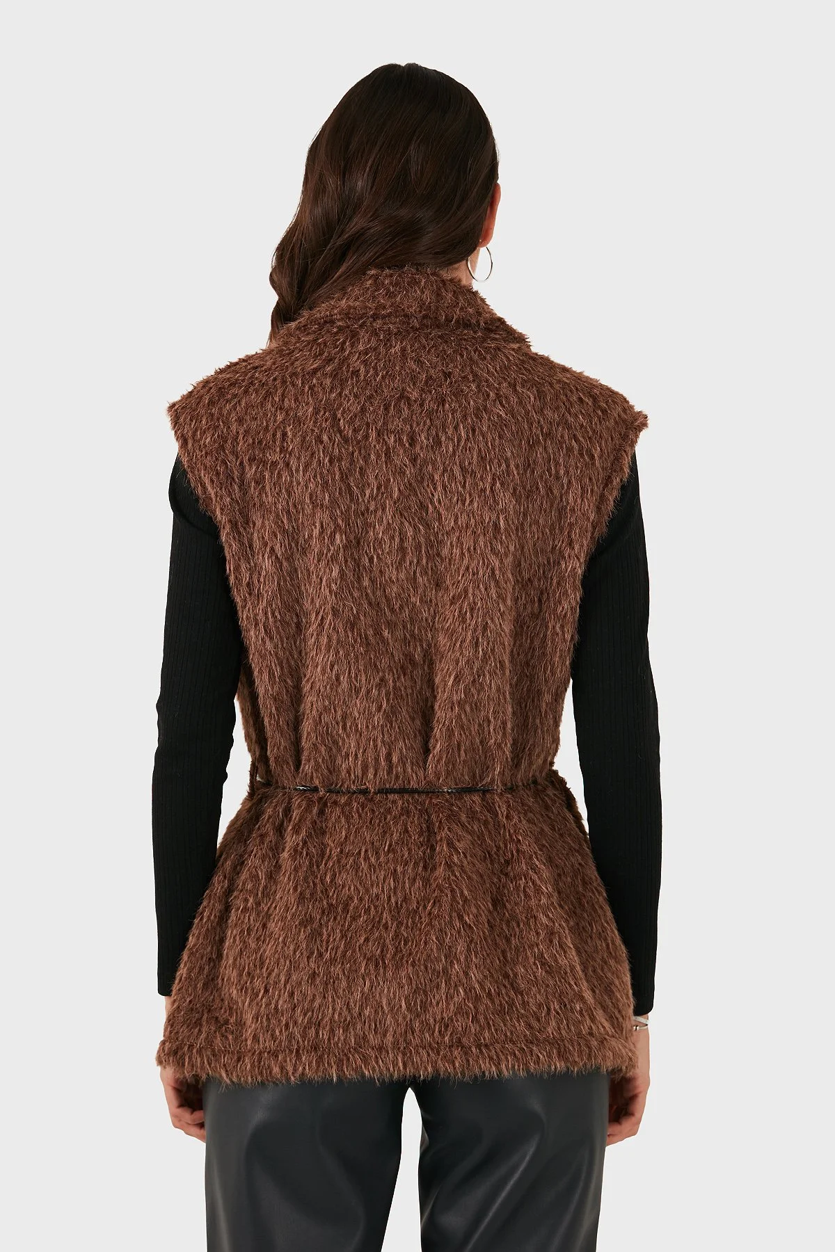Via Dante Regular Fit Kruvaze Yaka Bağlama Detaylı Kürk Bayan Yelek 68821807 KAHVE - 3
