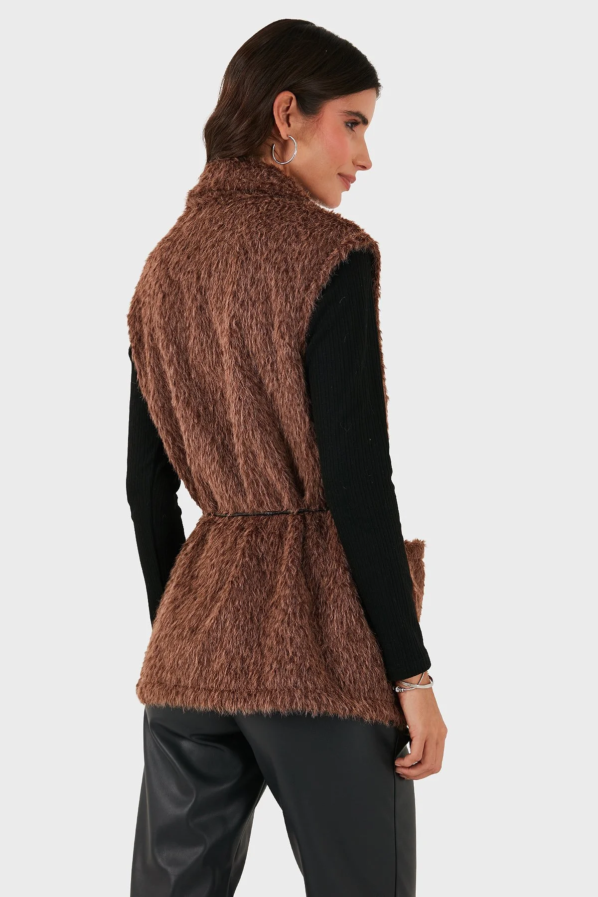 Via Dante Regular Fit Kruvaze Yaka Bağlama Detaylı Kürk Bayan Yelek 68821807 KAHVE - 6
