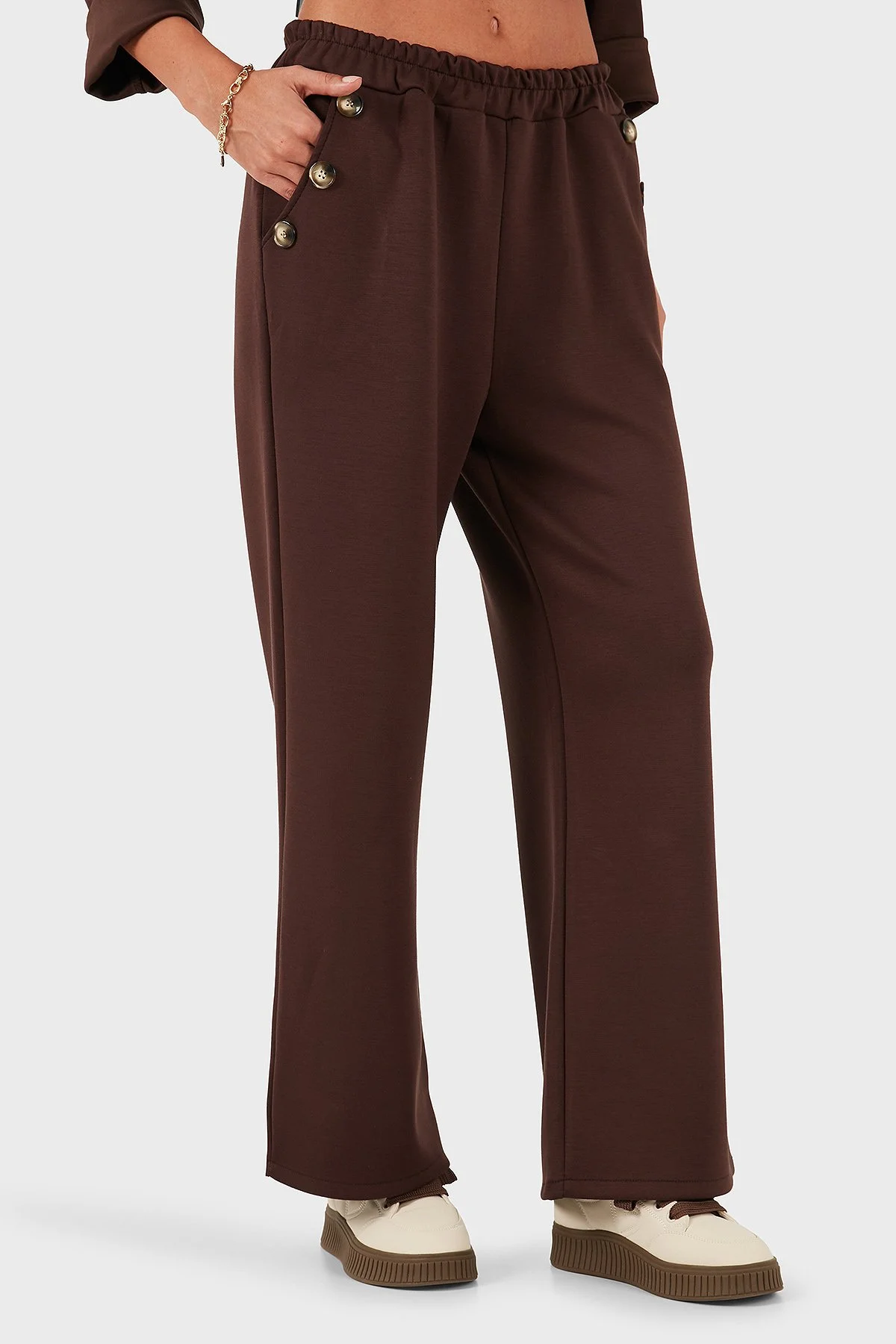 Via Dante Regular Fit Lastikli Bel Geniş Paça Düğme Detaylı Bayan Pantolon 6888573 KAHVE - 5