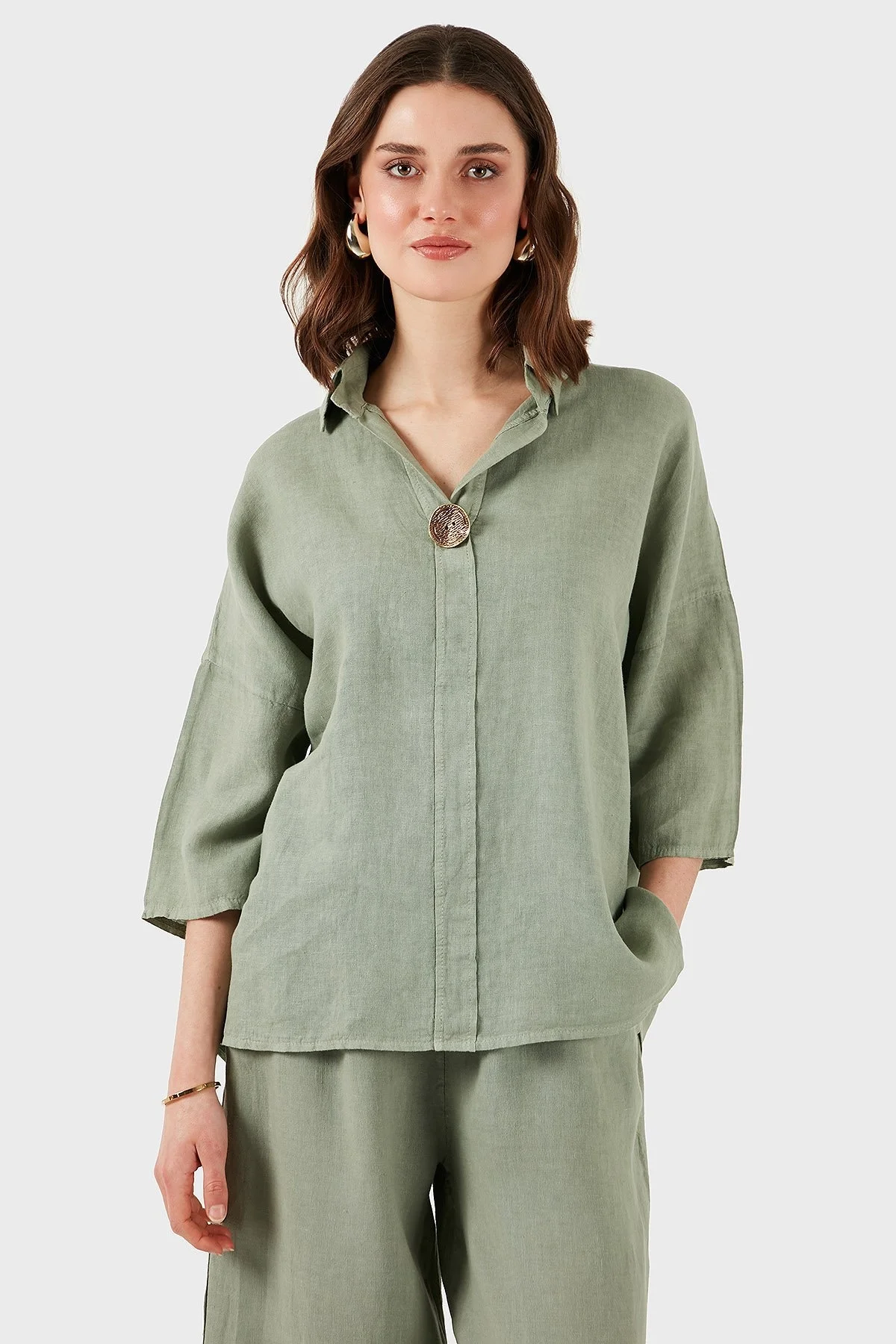 Via Dante Regular Fit Truvakar Kol Düğme Detaylı Keten Bayan Gömlek 6617544 HAKİ - 5