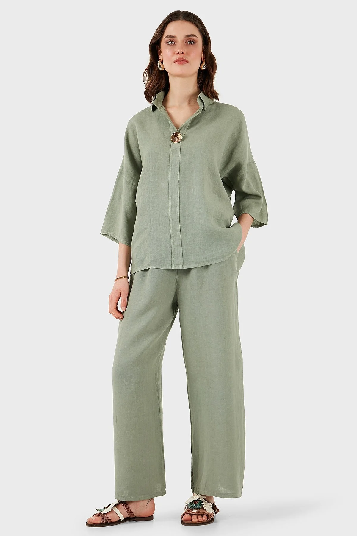 Via Dante Regular Fit Truvakar Kol Düğme Detaylı Keten Bayan Gömlek 6617544 HAKİ - 10