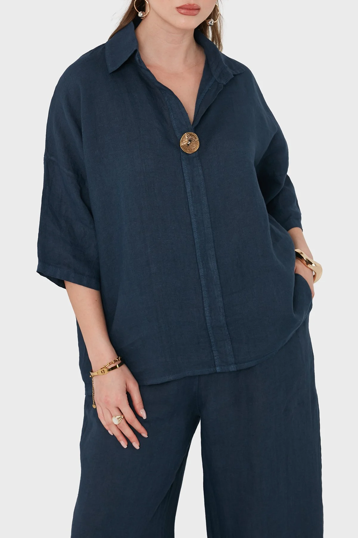 Via Dante Relaxed Fit Düğme Detaylı Klasik Yaka Keten Kadın Bluz 6617821 LACİVERT - 4