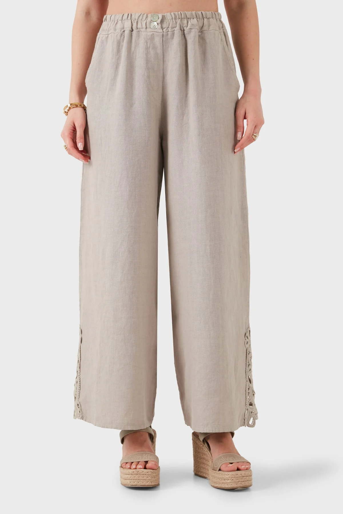 Via Dante Relaxed Fit Güpür Detaylı Bol Paça Keten Kadın Pantolon 699E10941 VİZON - 2