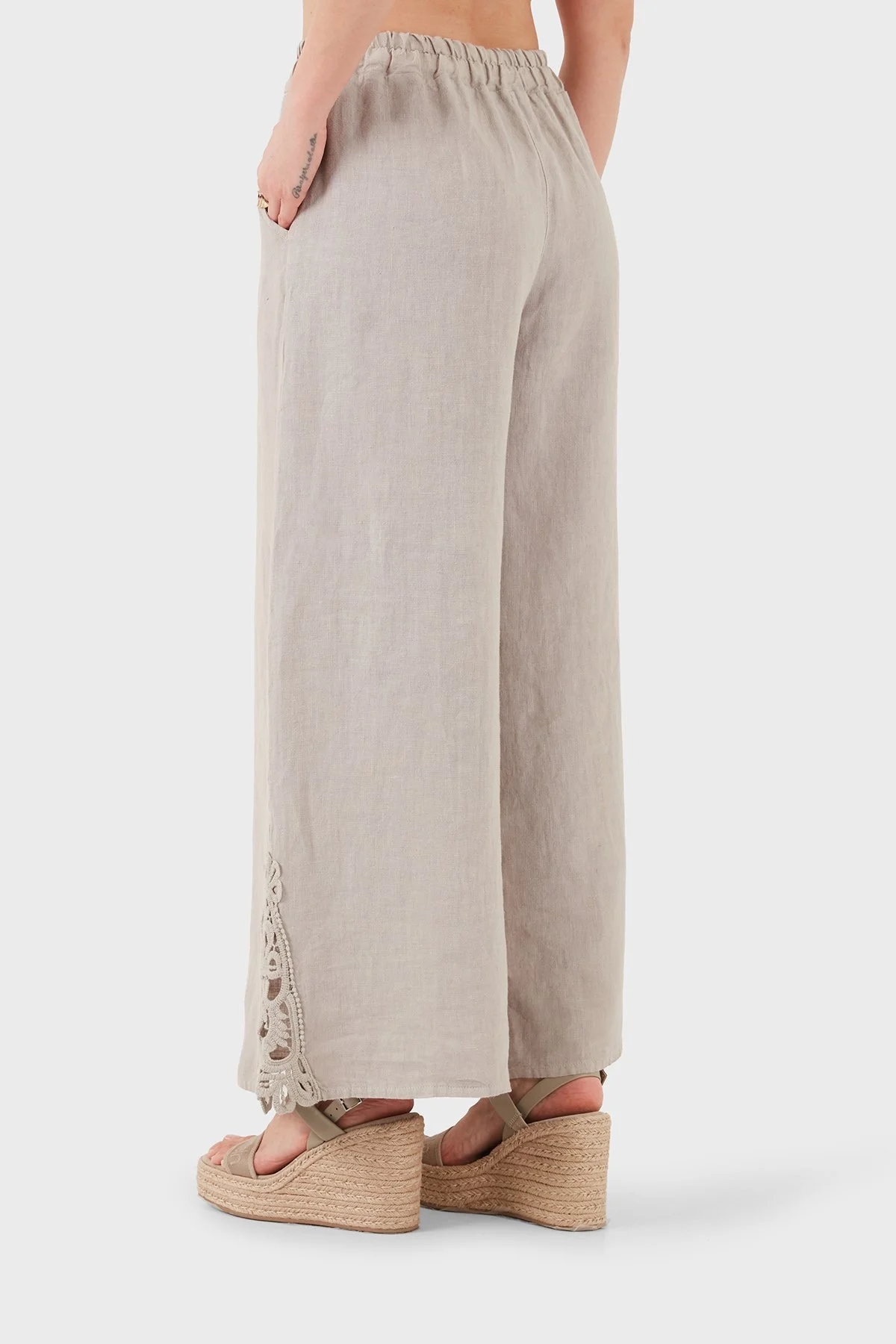 Via Dante Relaxed Fit Güpür Detaylı Bol Paça Keten Kadın Pantolon 699E10941 VİZON - 3